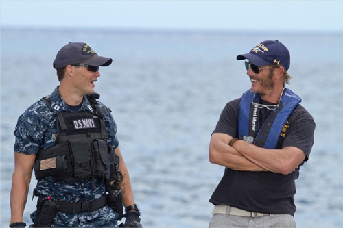 taylor-kitsch-peter-berg-jpg