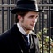 Robert Pattinson sur le tournage de Bel ami - Bel ami 