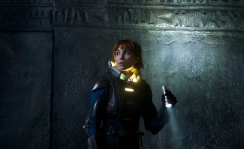 noomi-rapace-dans-prometheus-png