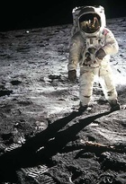 Affiche miniature du film In the Shadow of the Moon