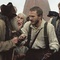 heath ledger matt damon dans la foule - Les frères Grimm - Les frères Grimm 