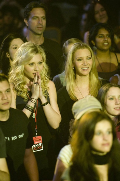 alyson michalka et lisa kudrow