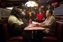 un-gorille-et-kevin-james-jpg