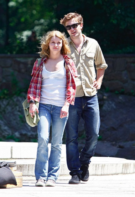 emilie de ravin et robert pattinson
