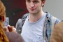 robert pattinson est pris en photo