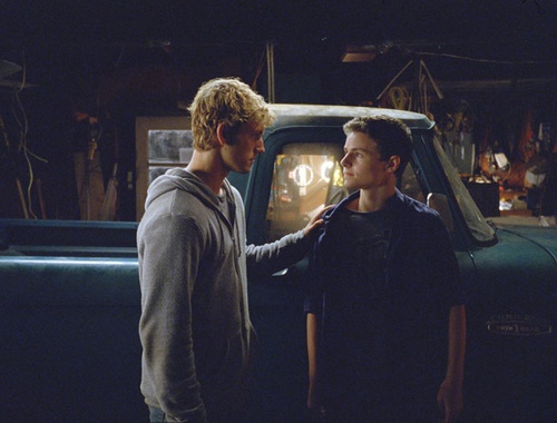 numero quatre   alex pettyfer callan mcauliffe