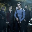 theo-james-au-centre-jpg