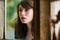 gemma arterton regardant par la fen  tre