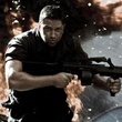 gerard butler en pleine action