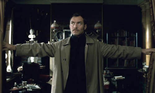 jude-law-est-docteur-watson-jpg