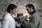 robert-downey-jr-et-jude-law-trinquent-jpg