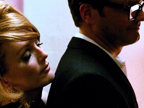 julianne moore derri  re colin firth