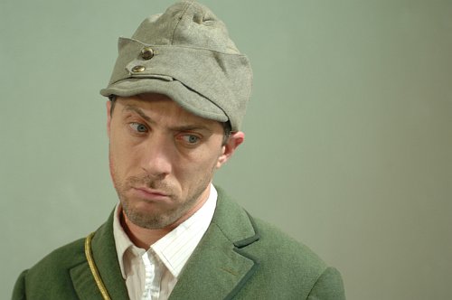 acteur du film adam resurrected