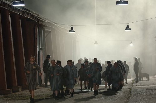 sc  ne 3 du film adam resurrected