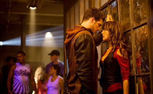 les acteurs rick malambri et sharni vinson