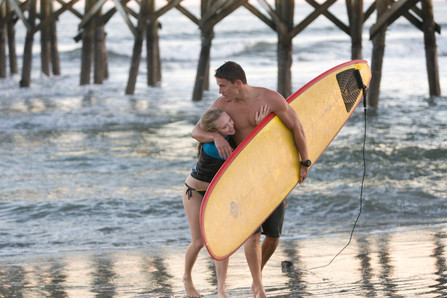 sc  ne surf Cher John