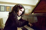 isabelle fuhrman au piano