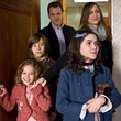 peter sarsgaard vera farmiga et isabelle fuhrman devant