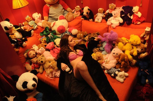 emily meade dans sa chambre