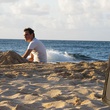 joaquin-phoenix-a-la-plage-jpg