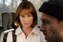 judith godr  che regardant eric elmosnino