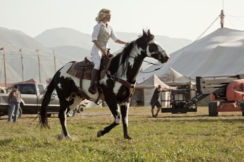 reese-witherspoon-a-cheval-jpg