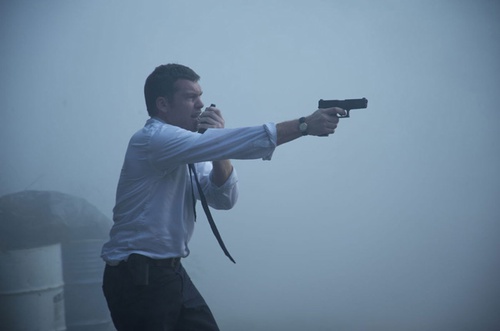 le-policier-sam-worthington-dans-killing-fields-jpg