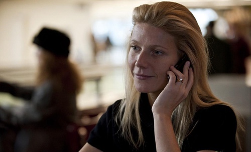 gwyneth-paltrow-telephone-jpg