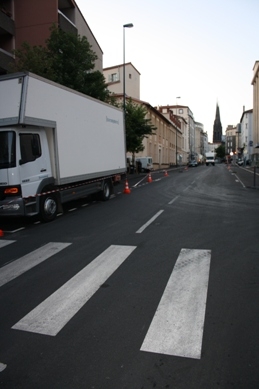 Camions sur le tournage de Camping 2
