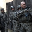 ralph-fiennes-et-ses-soldats-jpg
