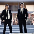 chris-pine-et-tom-hardy-en-costume-dans-this-means-war-jpg