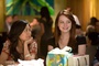 liza-lapira-emma-stone-jpg