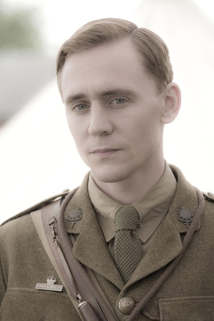 soldat-tom-hiddleston-jpg