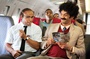 Eric Judor et Ramzy Bedia dans l'avion