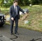 brendan fraser parlant au raton laveur - La forêt contre-attaque 