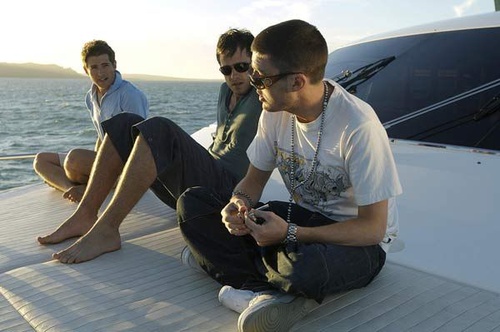 les trois serveurs du yacht