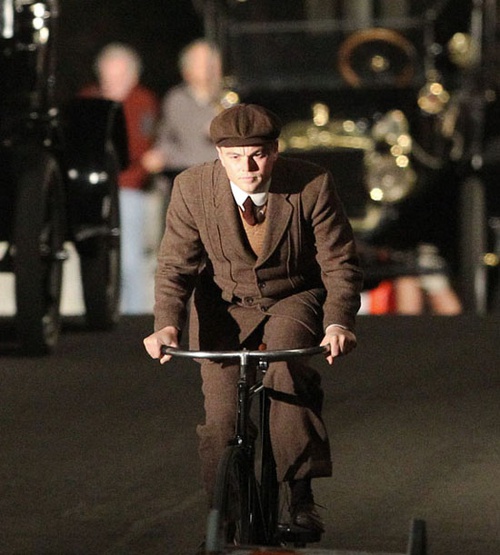 leonardo-dicaprio-a-velo-jpg