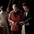 james-mcteigue-john-cusack-sur-le-tournage-jpg