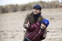benoit-magimel-joue-avec-son-fils-jpg