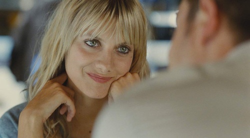 melanie-laurent-sourit-jpg