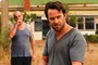 sullivan-stapleton2-jpg