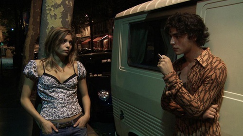les-acteurs-lizzie-brochere-et-pierre-perrier-jpg