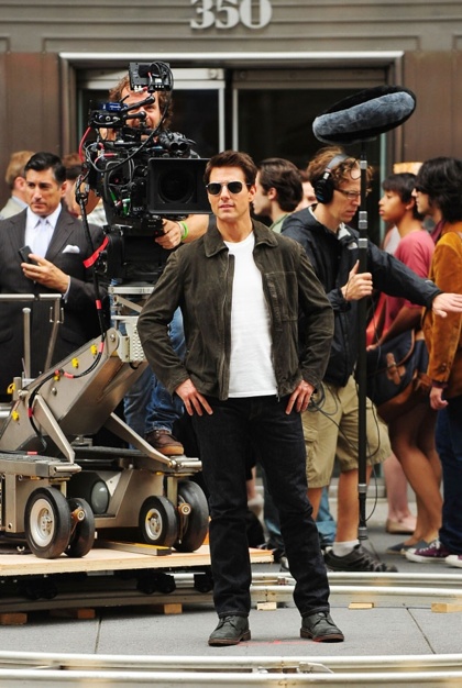 tom-cruise-on-the-set-png