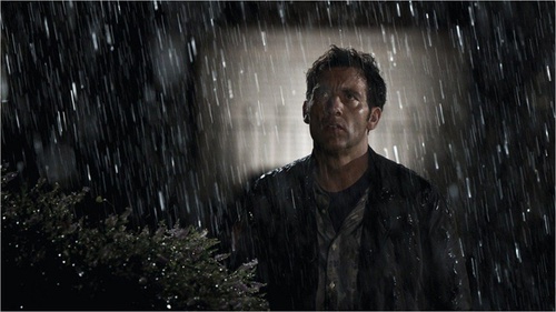 clive-owen-sous-la-pluie-jpg