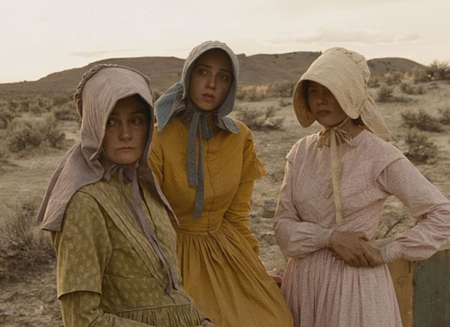 shirley-henderson-michelle-williams-jpg