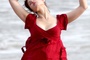 gemma-arterton-s-ecroulant-jpg