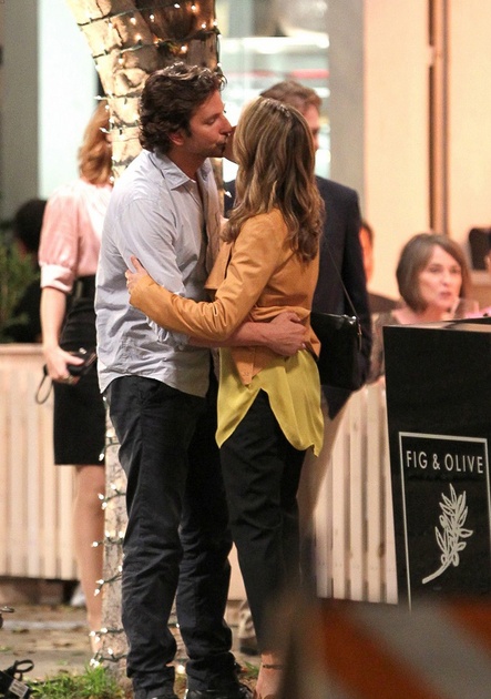 bradley-cooper-very-bad-trip-3-jpg