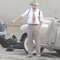 gosling-on-the-set-jpg - Gangster Squad 