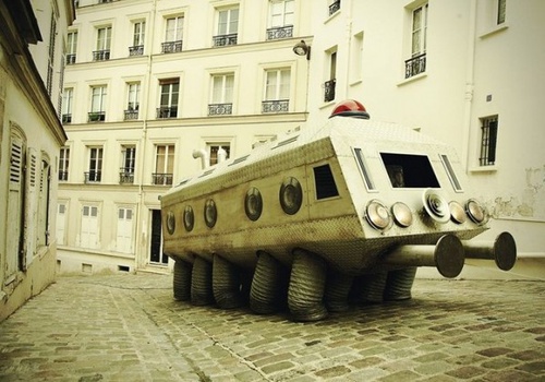 une-drole-de-voiture-jpg