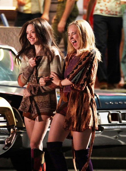 amanda-seyfried-juno-temple-png